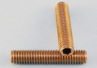 DIN913