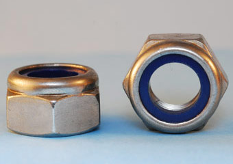 DIN985